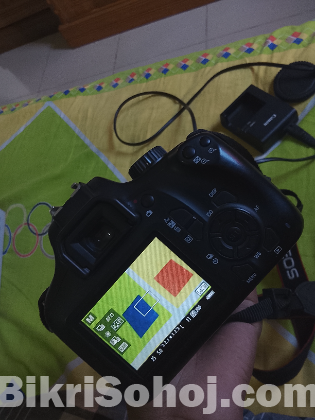 Canon EOS4000D